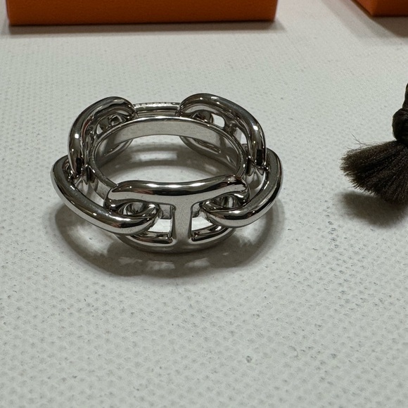 Hermes Palladium Regate Scarf 90 Ring - Picture 2 of 7